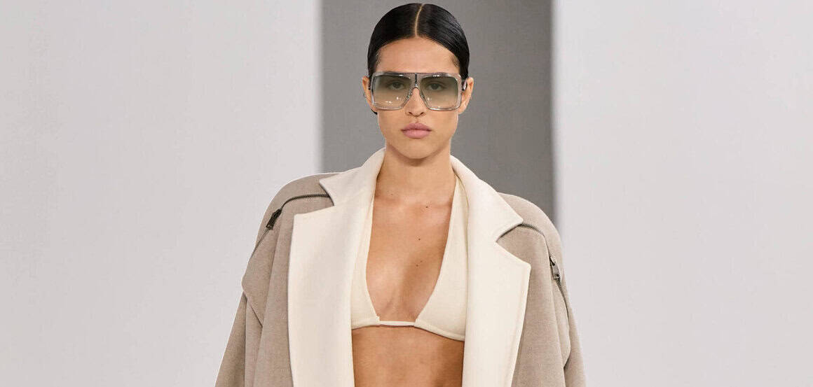 Max Mara: Ready-To-Wear SS25 - 10 Magazine USA